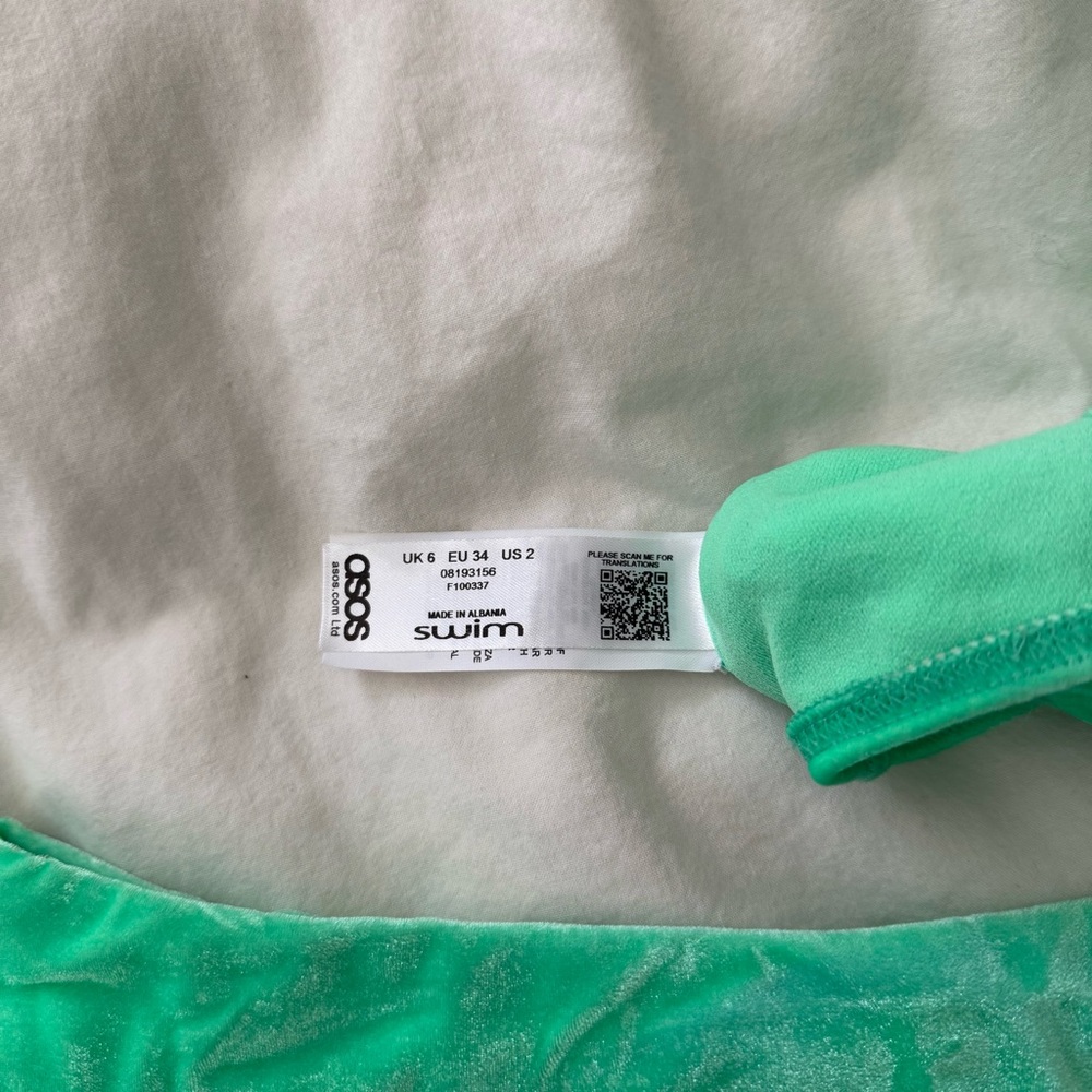 ASOS Green Velvet Bikini Set - Picture 3 of 3